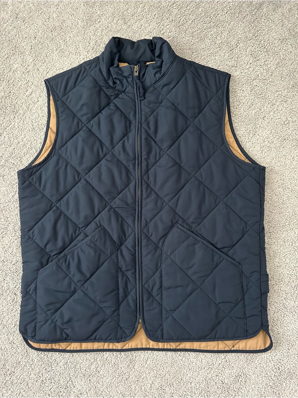 J crew men’s vest size M navy blue